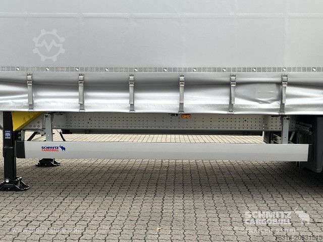 Open semitrailer with tarp Schmitz Cargobull Curtainsider Mega Getränke