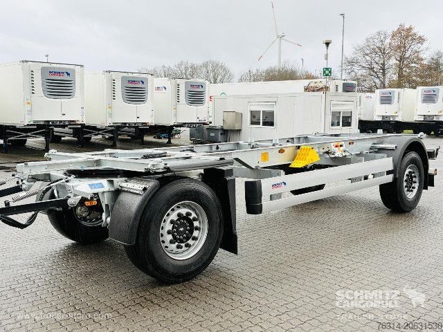 Swap chassis trailer Schmitz Cargobull Anhänger Wechselfahrgestell Standard