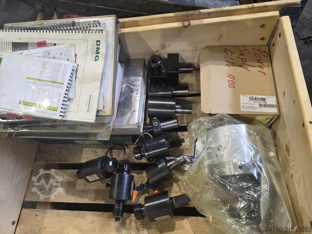 CNC turning and milling center Gildemeister CTX 400  With C Axis