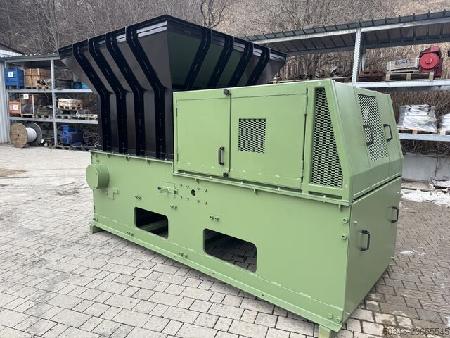 UNIVERSAL-ZERKLEINERER Holzmatic engineering HUZ 1300x1400