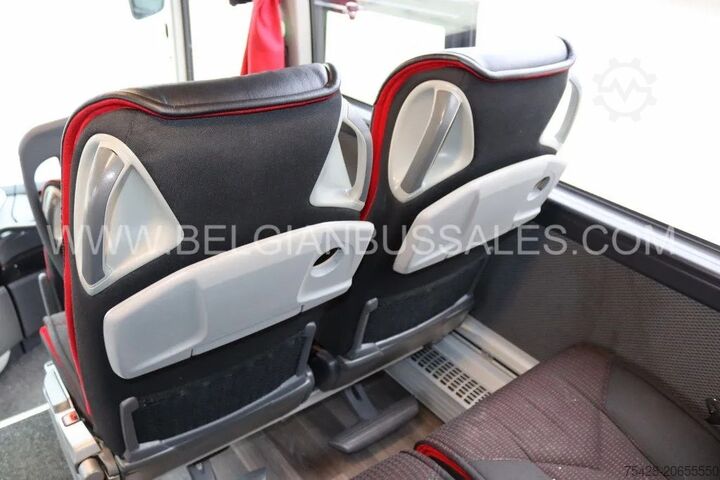 Coach Mercedes-Benz Tourismo 15RHD / Full options