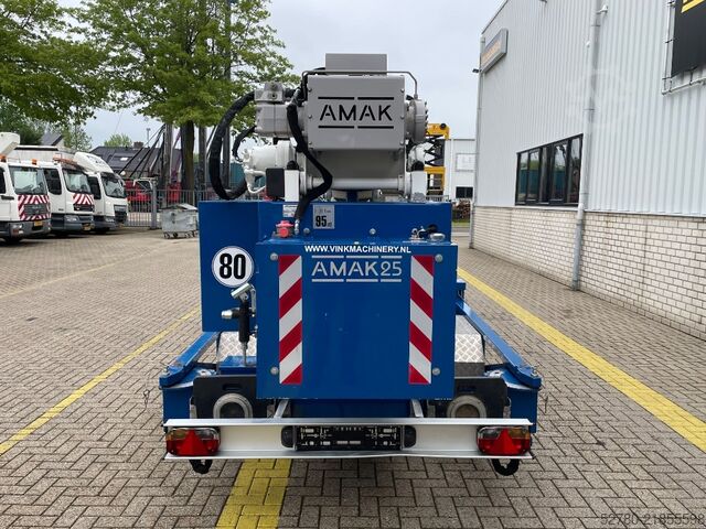All terrain crane Amak 25