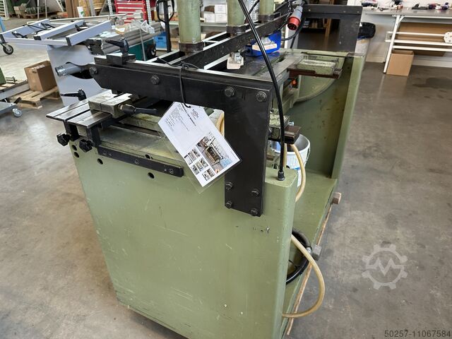 Multi spindle drilling machine Morbidelli M35/A