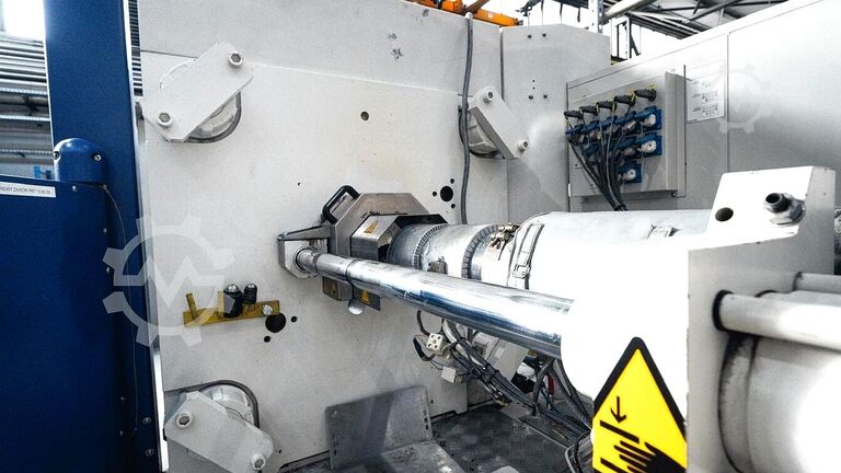 Spritzgießmaschine BATTENFELD HM 300/1330