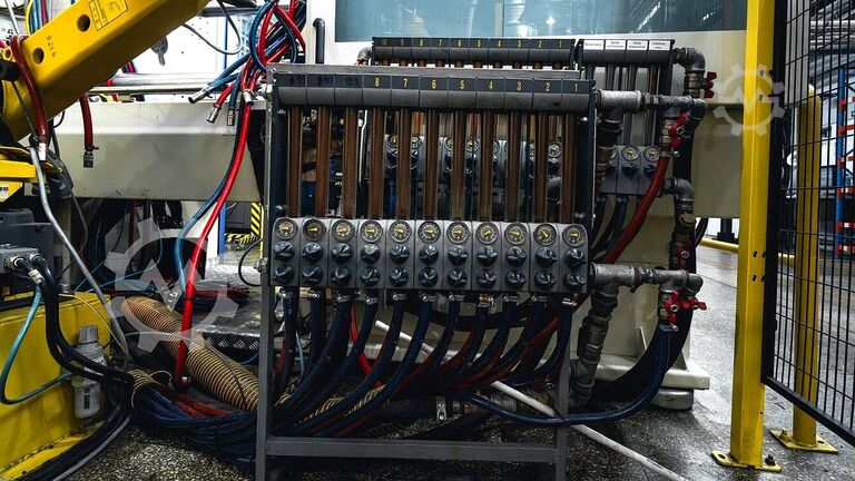 Spritzgießmaschine BATTENFELD HM 300/1330