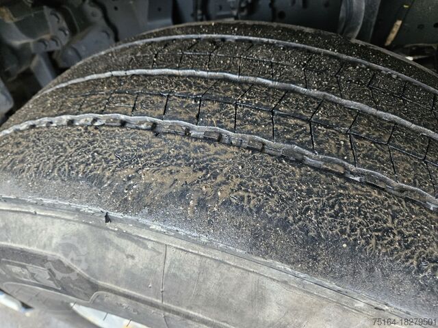 Standard SZM DAF XF 530 Unfall