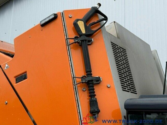 Kehrmaschine Schmidt Swingo 200+ 3 Besensystem + HD Reiniger & Lanze