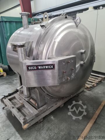 Rostfreies Gehäuse für einen Vakuumofen Seco Warwick 