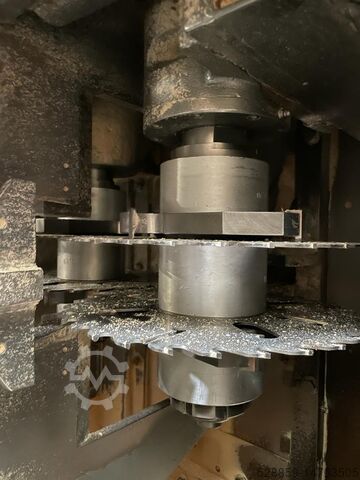 Complete sawmill (stationary) HewSaw R200