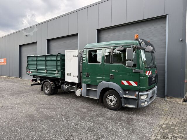 Tipper truck MAN TGL 8.180 4x2 Meiller Kipper Doka