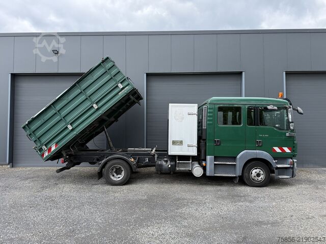 Tipper truck MAN TGL 8.180 4x2 Meiller Kipper Doka