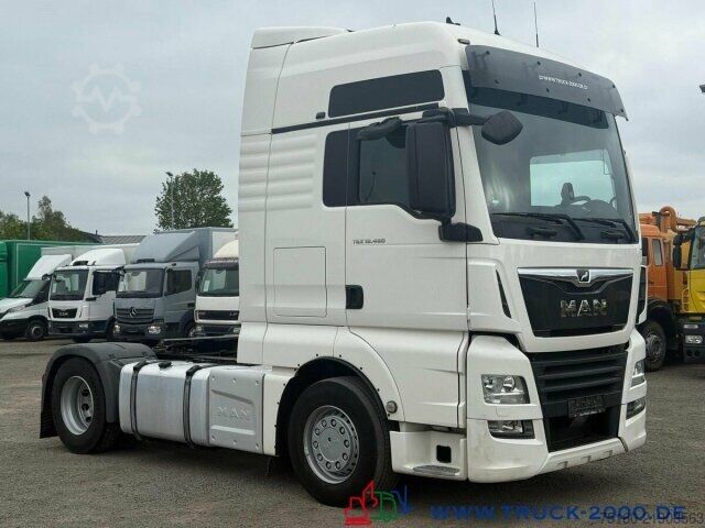 Standard tractor unit MAN TGX 18.460 XXL Haus 2 Betten + Retarder + Klima