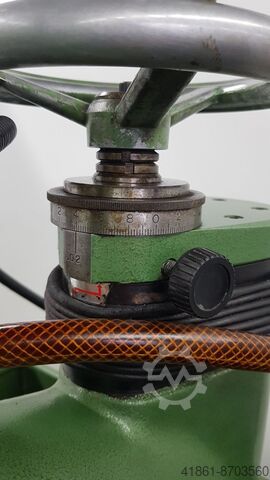 Topf- Schwenkarmschleifmaschine LOMEFA UNICUM 8