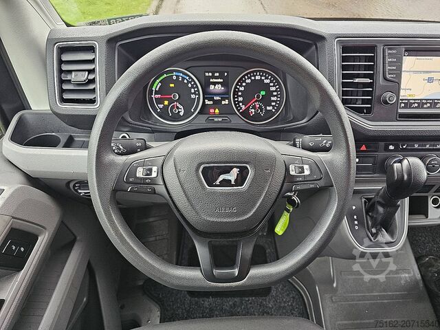 High-roof van MAN E-TGE L3H3 35kWh LED Autom