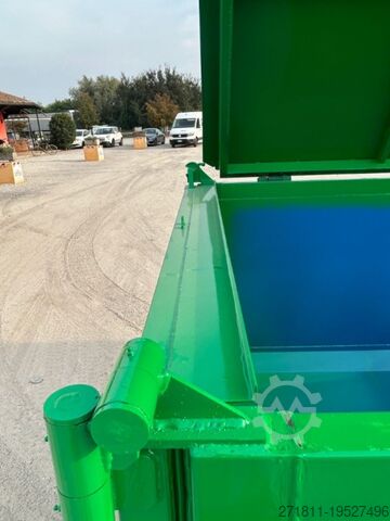 Roll-off container  CONTAINER SCARRABILE NUOVO CON COPERCHIO