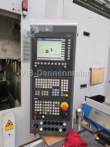 Vertikales Bearbeitungszentrum Stama MC 324 Twin