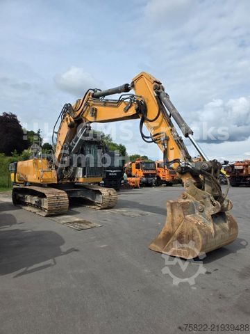Chain excavator LIEBHERR R 924 SLC / SW 48 Likufix / Verstellausleger