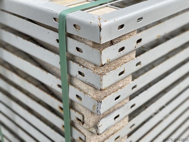 Rear panel grille 1200 x 1100 mm/ Materialfarbe: ähnl. beige/ Maschenweite außen 93x53mm