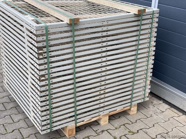 Rear panel grille 1200 x 1100 mm/ Materialfarbe: ähnl. beige/ Maschenweite außen 93x53mm