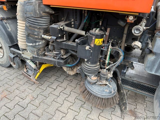 Kehrmaschine MAN TGM 18.340 Kehrmaschine FAUN VIAJET 6 HD 200 bar
