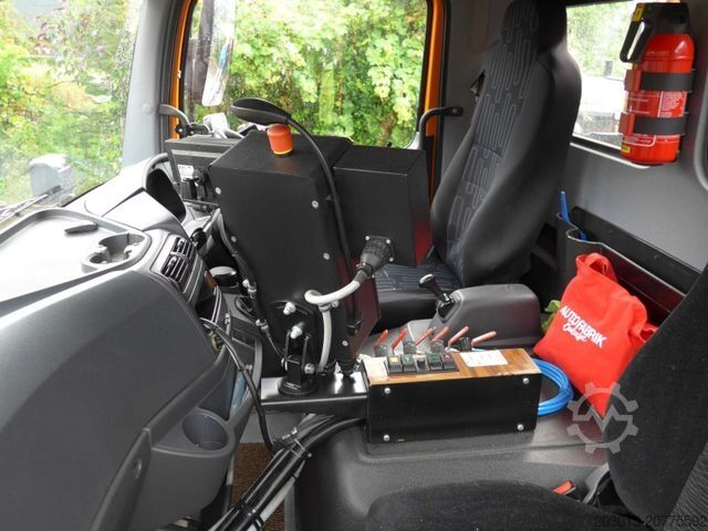 Kehrmaschine MERCEDES-BENZ ATEGO 1523 4x2 FAUN Viajet 6R/H HD 100 Bar