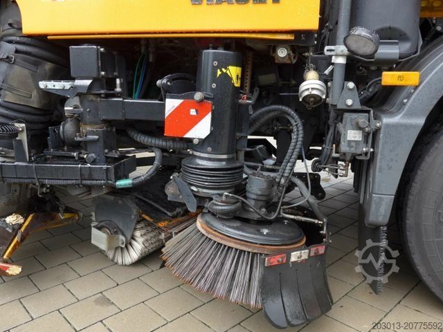 Kehrmaschine MERCEDES-BENZ ATEGO 1523 4x2 FAUN Viajet 6R/H HD 100 Bar