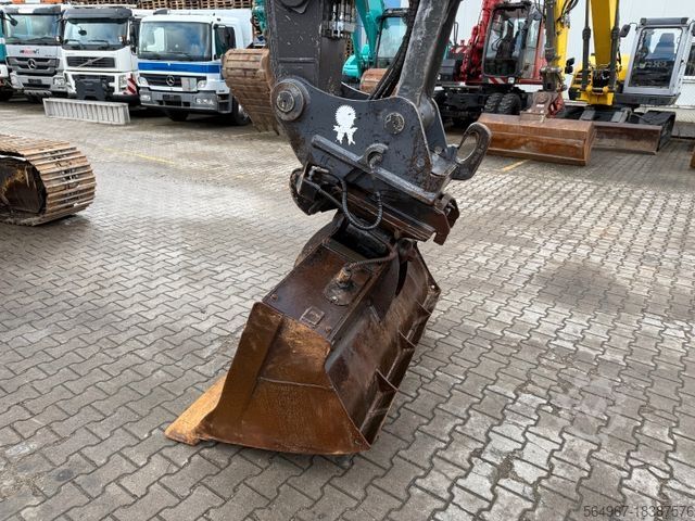 Chain excavator VOLVO EC 220 EL SW hydr. 180 Grad Kamera Klima LED TOP