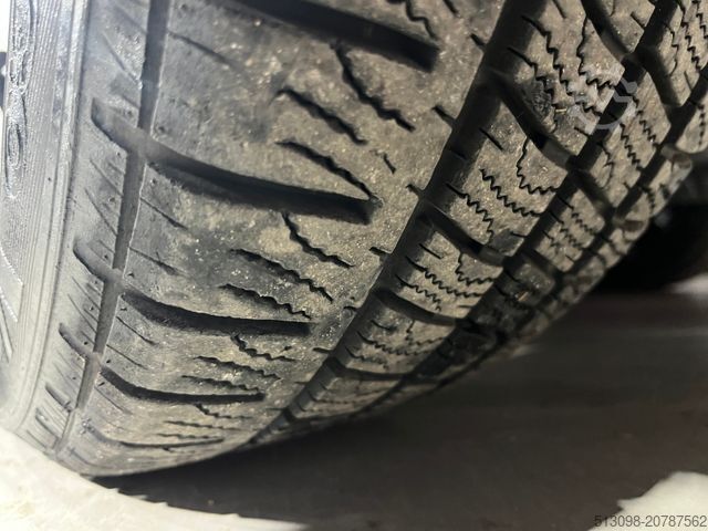 Transporter mit Kipper VOLKSWAGEN T6.1 2.0 TDI 3X SEITENKIPPER DSG SHZ AHK 1.HAND