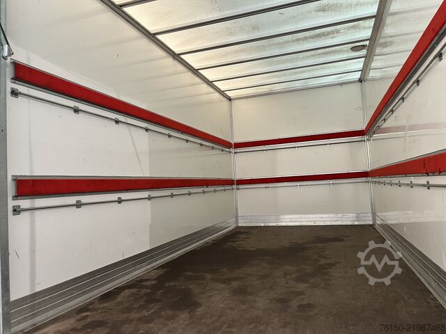 Koffer Ford Transit 2.0 TDCI L4 Trend 130 PK RWD Bakwagen /...