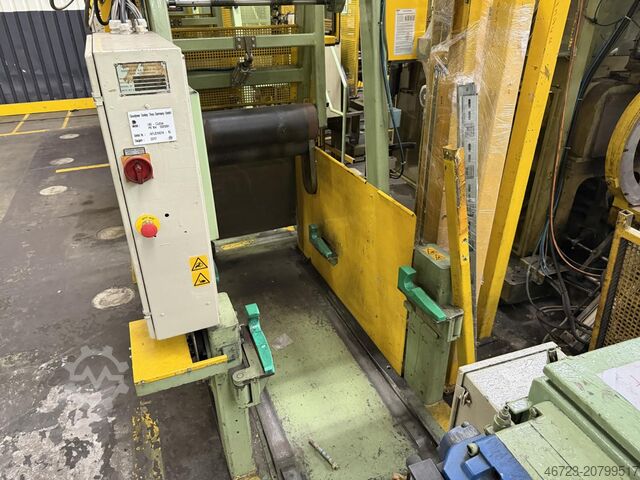 Reifenaufbaumaschine mit (3) Heißmesser GoodYear S.A. Formenbauwerk BRC III R1 E84