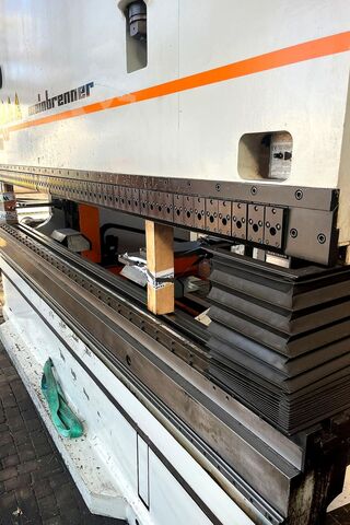 Abkantpresse WEINBRENNER GP 250 3550