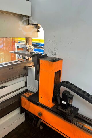 Abkantpresse WEINBRENNER GP 250 3550