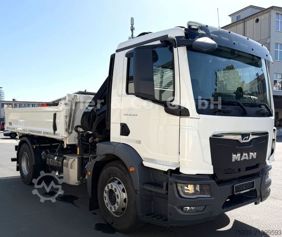 Three-sided tipper truck MAN 18.320 TGM, HIAB 118, Funk, Greifer, sofort