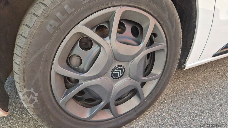 Kleinbus Citroën SpaceTourer Opel Zafira Plus M 9 Sitzer