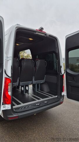 Kleinbus MERCEDES-BENZ Sprinter 315 VIP Mobility 23 Airline Stock