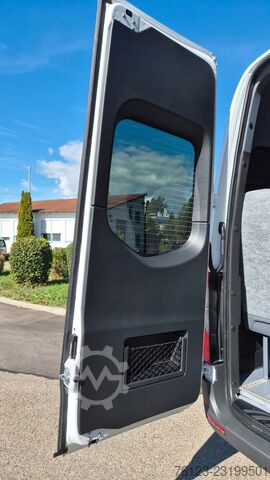 Kleinbus MERCEDES-BENZ 8 x 517 Sprinter Lord Light  22 SS Aktionspreis