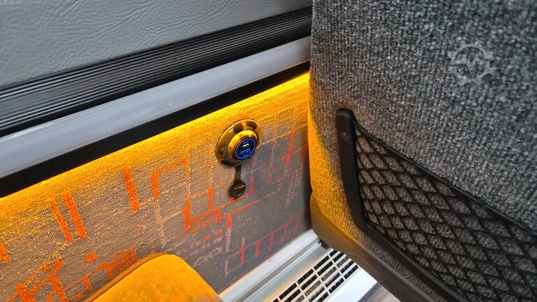 Kleinbus MERCEDES-BENZ Sprinter Lord 517 kurzfristig lieferbar 22 SS
