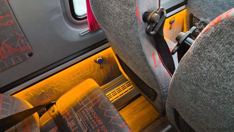Kleinbus MERCEDES-BENZ Sprinter Lord 517 kurzfristig lieferbar 22 SS