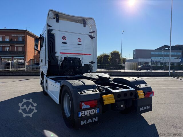 Standard tractor unit MAN TGX 18.510