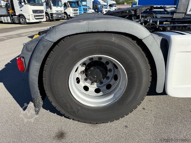 Standard tractor unit MAN TGX 18.510