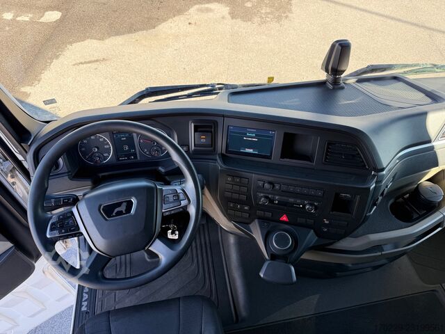 Standard tractor unit MAN TGX 18.510