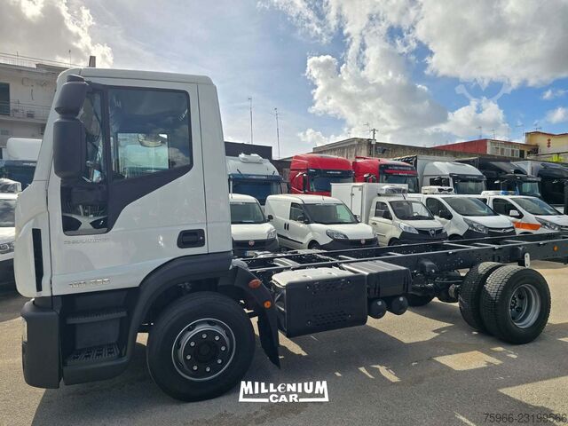 Truck chassis Iveco EUROCARGO 140-25 (2018)KM 280000 BALESTR