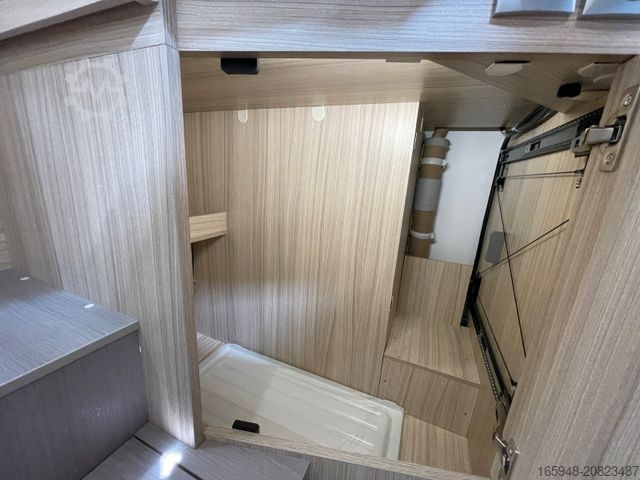 Teilintegriertes Wohnmobil ADRIA Compact 60Y DL JUBILEE *Bestand*Assistenten*