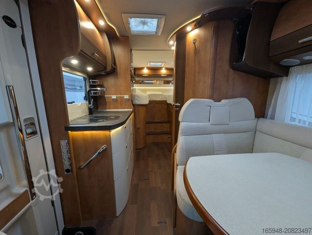 Teilintegriertes Wohnmobil CARTHAGO C-Tourer T 143 "Tankflaschen"auf autark getrimmt