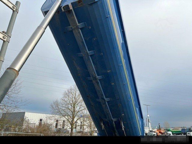 Kipper Auflieger SCHMITZ CARGOBULL Schmitz Cargobull Stahl+Luft/Lift+Rollplane