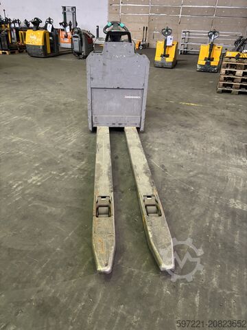 Horizontal Order Pickers Jungheinrich ECE 225