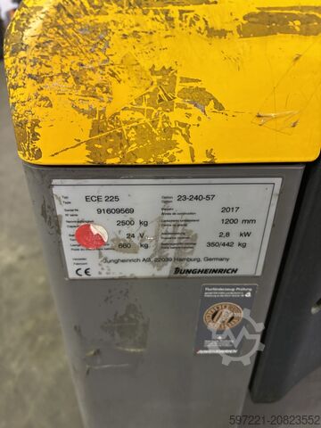 Horizontal Order Pickers Jungheinrich ECE 225