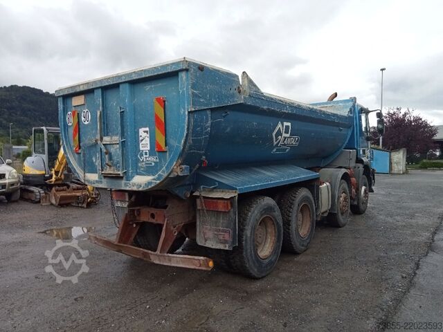 Tipper Truck Iveco TRAKKER 8x4