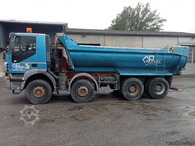 Tipper Truck Iveco TRAKKER 8x4