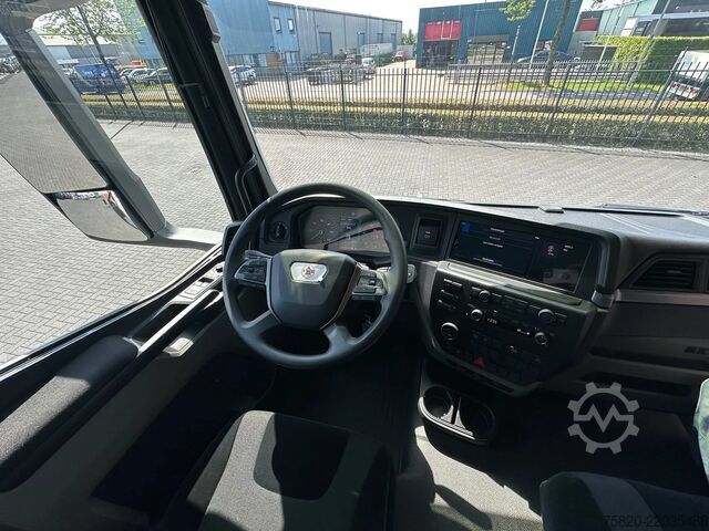 Car carrier van MAN TGS 35.520 8X2 OPRIJWAGEN/MACHINE TRANSPORTER/P...